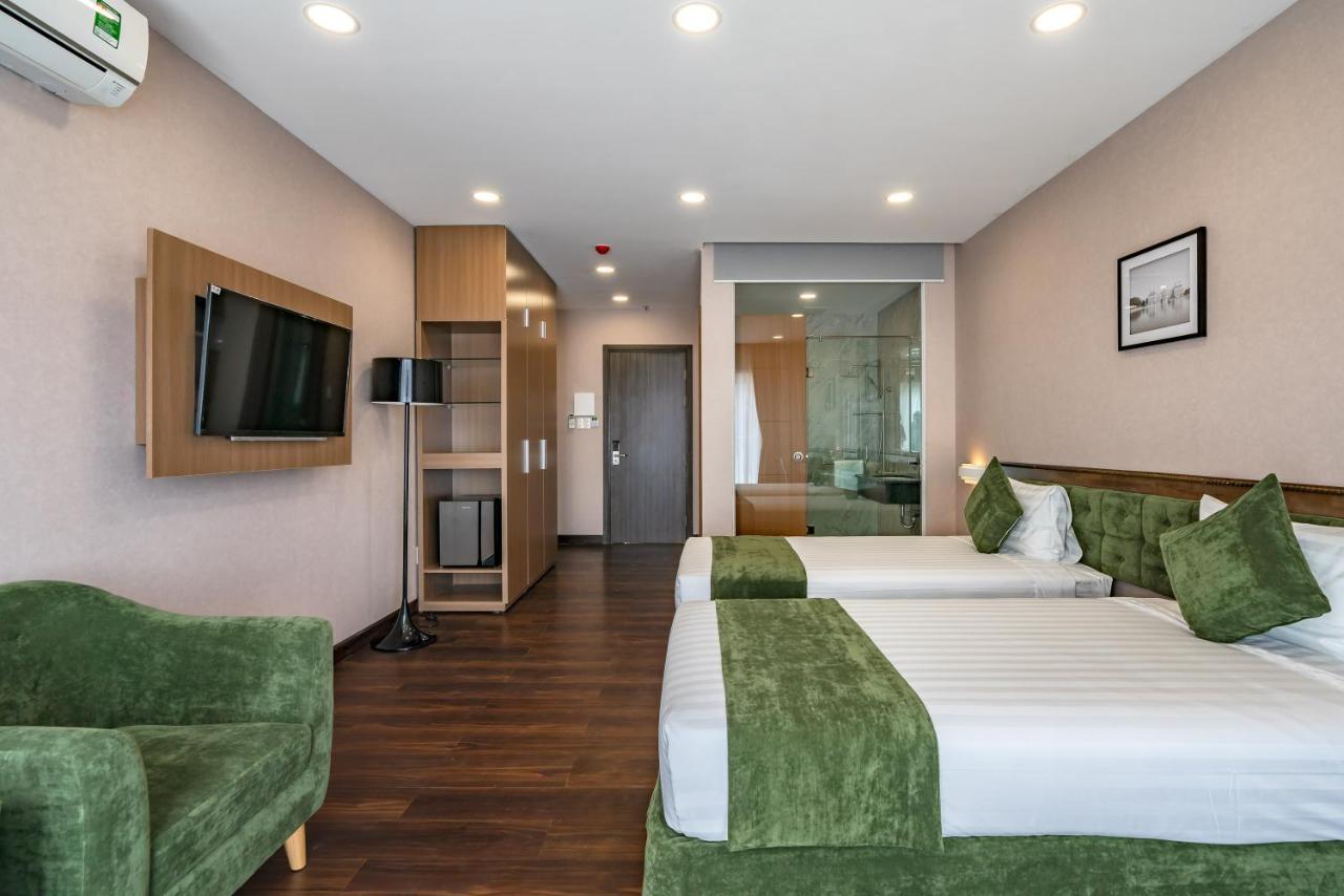 Emerald 3* TP. Hồ Chí Minh